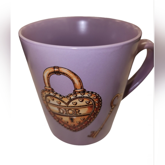 20OZ Glam Luxury Logo Geramic Purple Heart and Key Mug Made In USA Fig & Fern - Picture 6 of 8